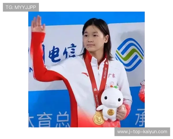 全红婵复出首战夺冠后发文：我真棒，全红婵得冠军后采访